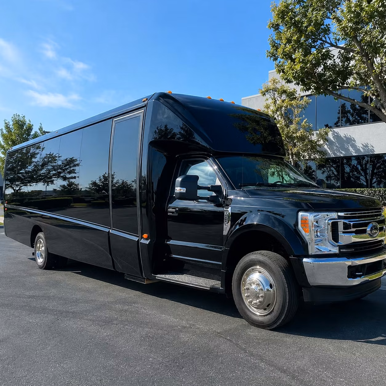 15 passenger minibus