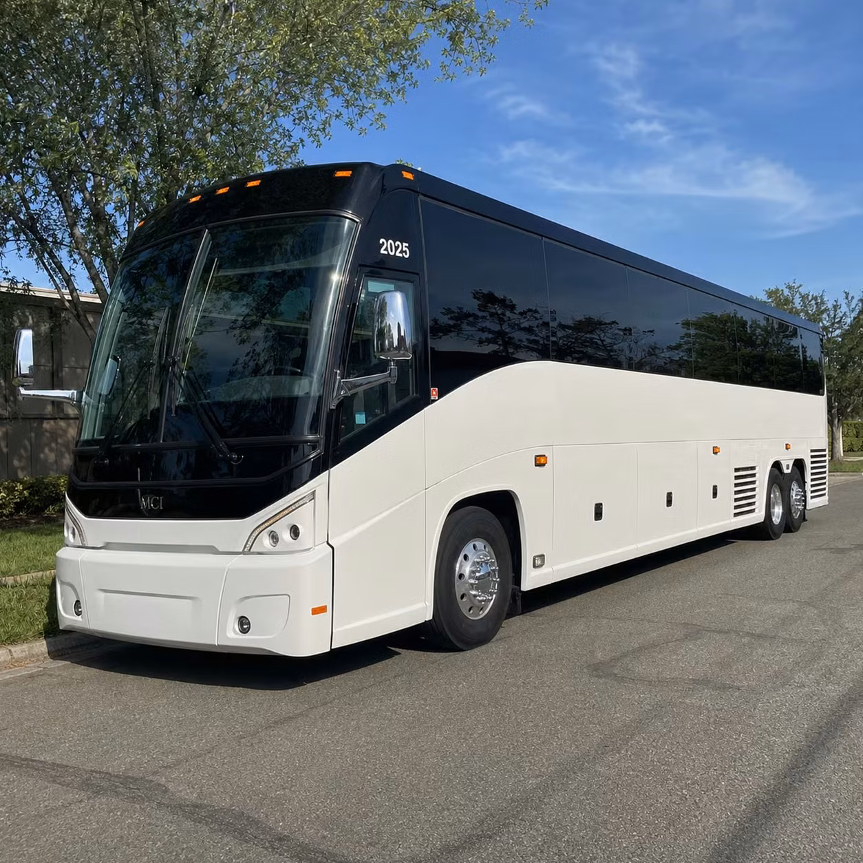 charterbusrentalfayettevillear com makes university of arkansas rotc and cadet transportation simple