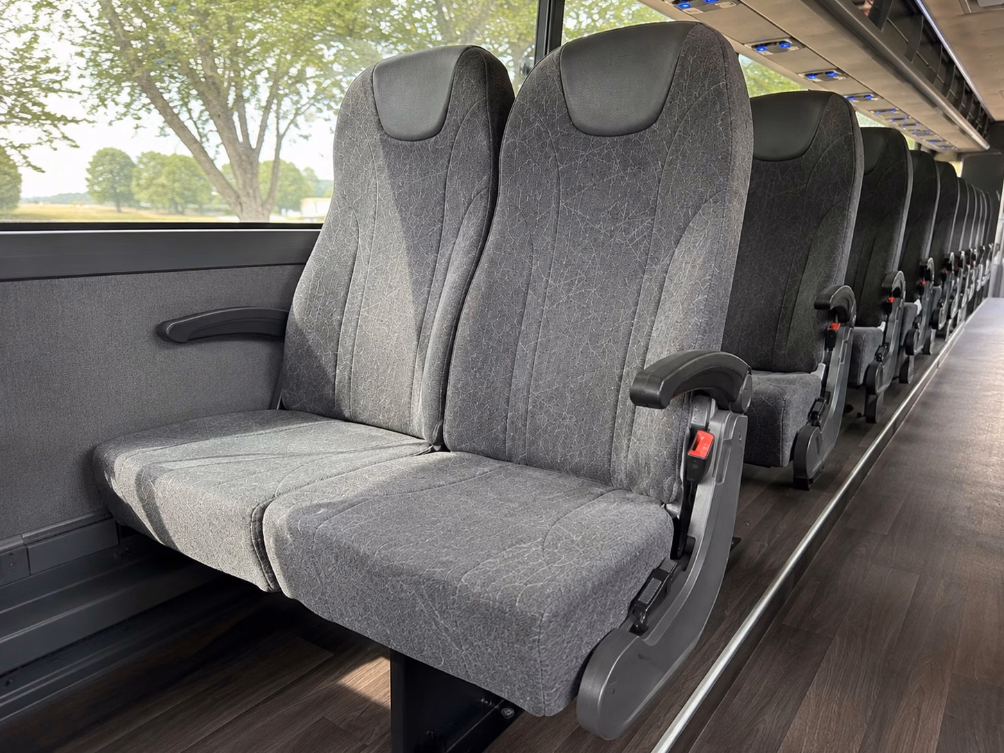 group bus transportation to razorback basketball at bud walton arena