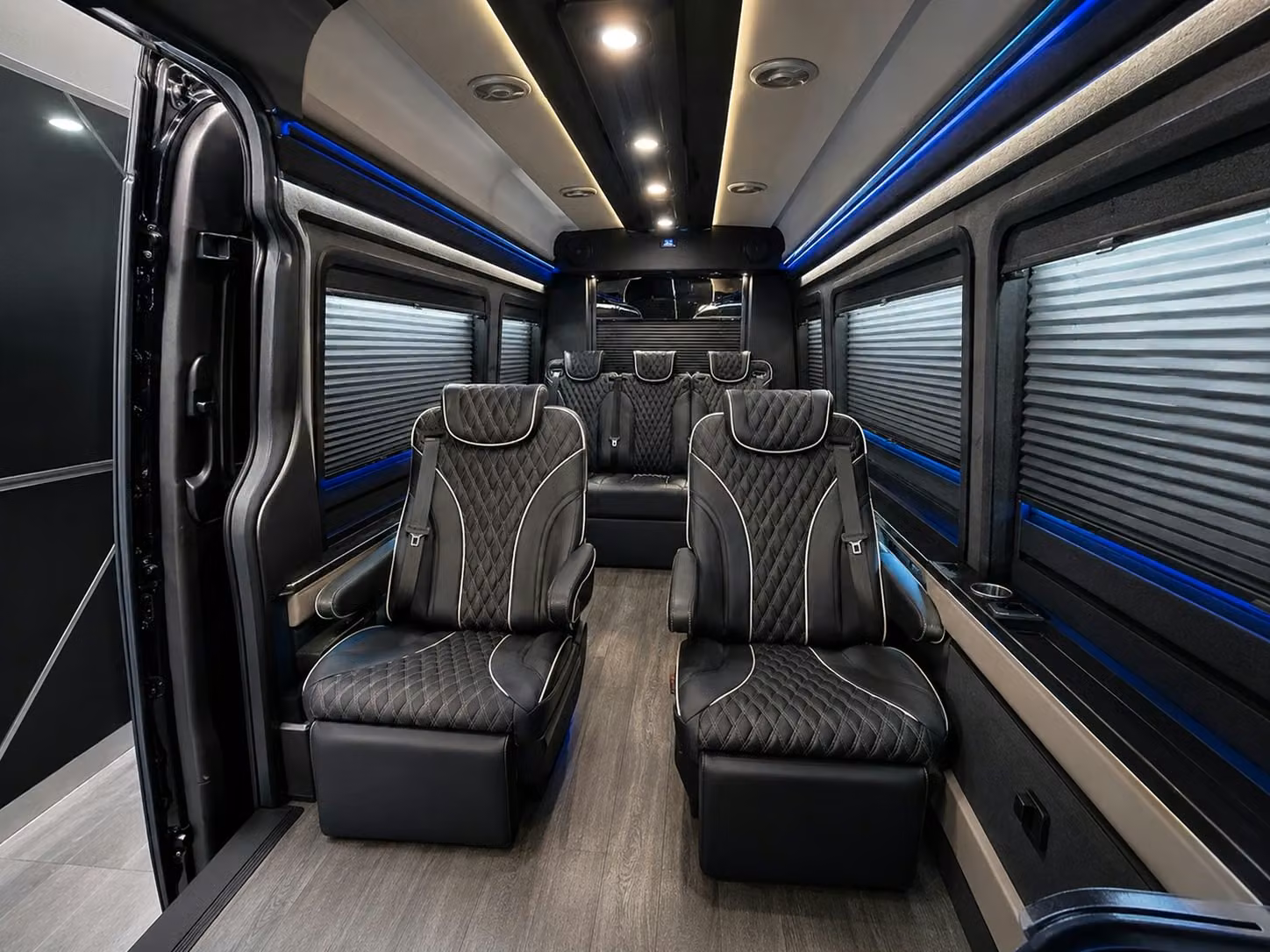 whatever your group size there s a fayetteville airport shuttle bus for you